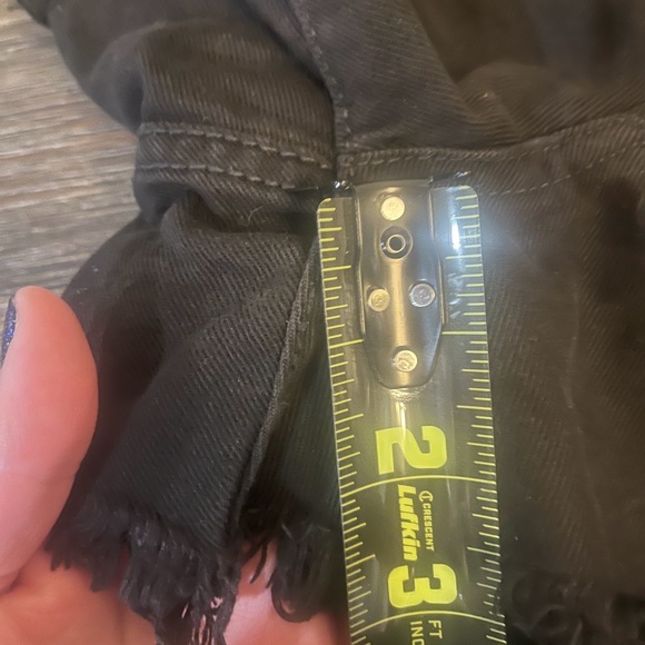 Free People Women’s Black Distressed Denim Button Fly Festival Cutoff Shorts - Picture 4 of 6